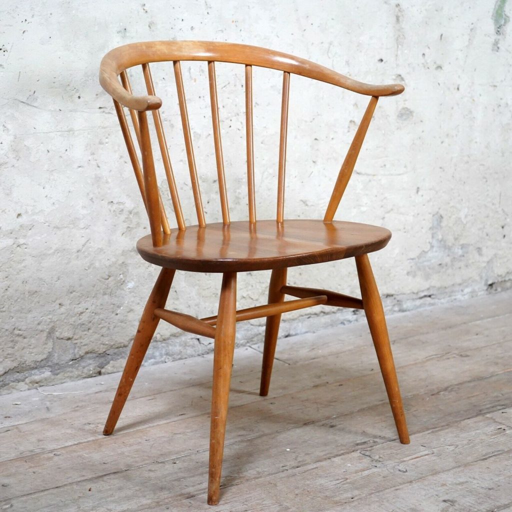 The style of an ercol chair