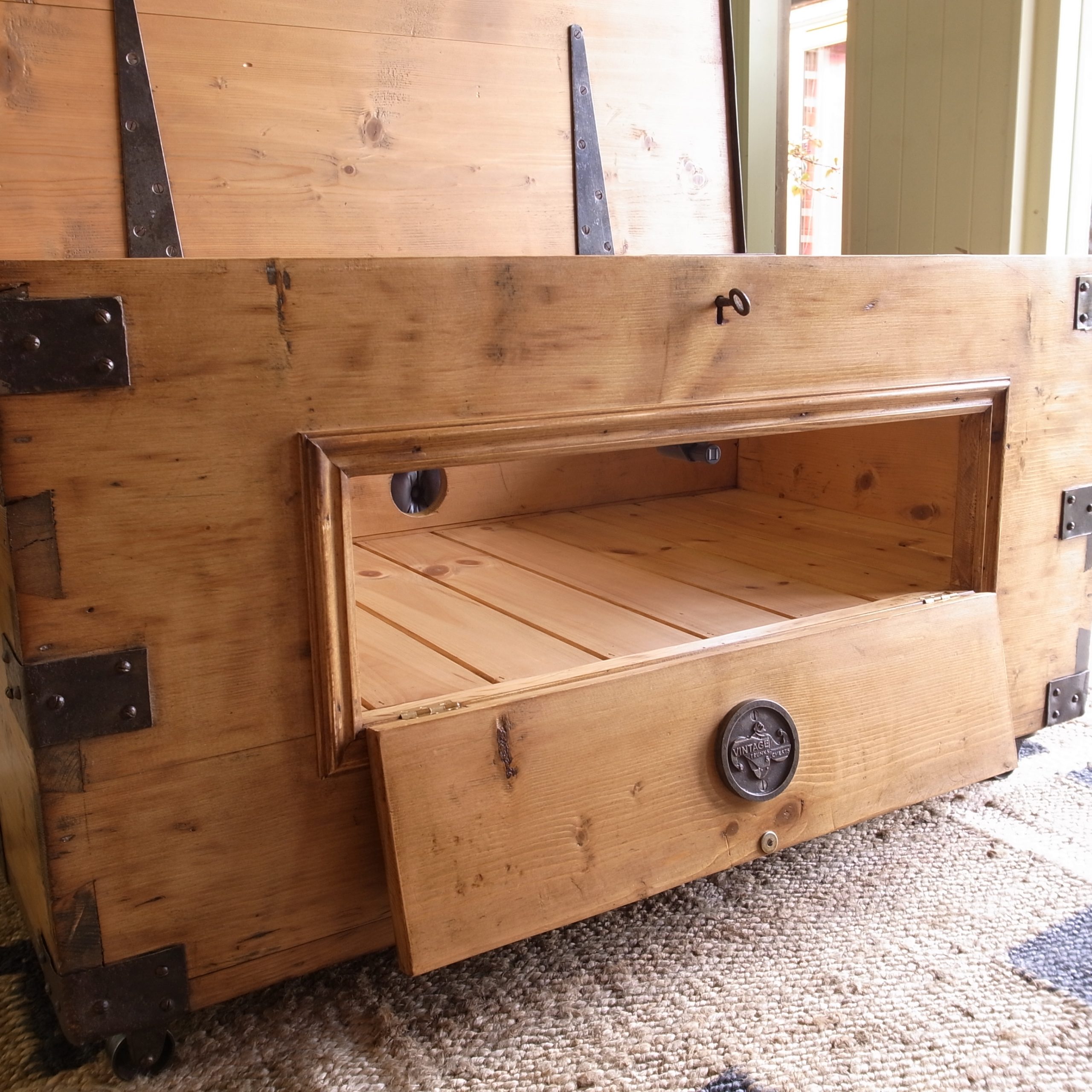 Bespoke entertainment unit